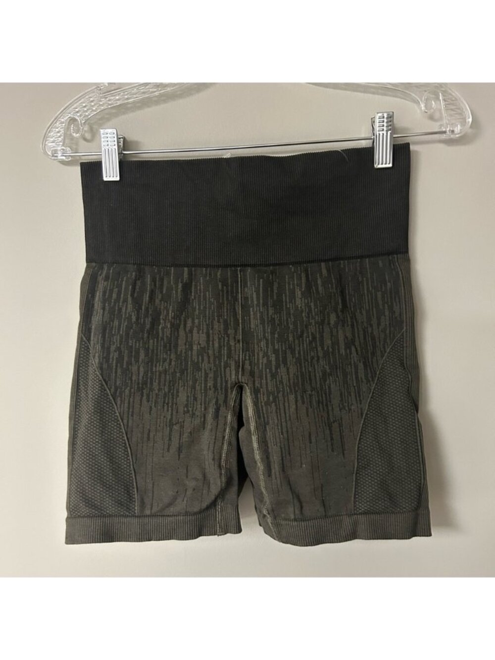 Lululemon Deep Camo Sculpt Shorts